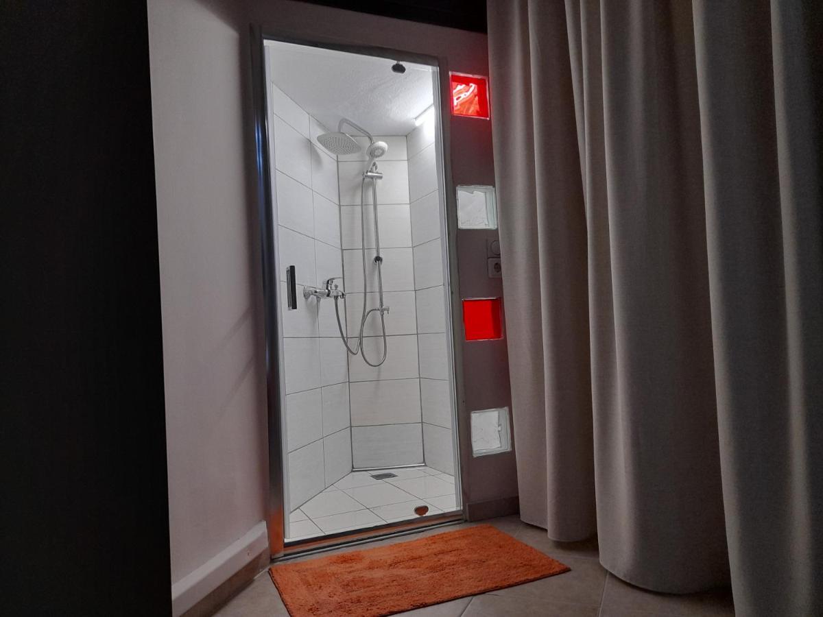 Exantas The Lux-Veria Apartment Exterior photo